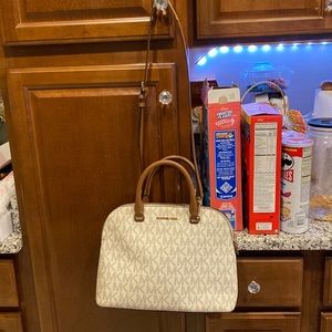 Michael Kors cross body